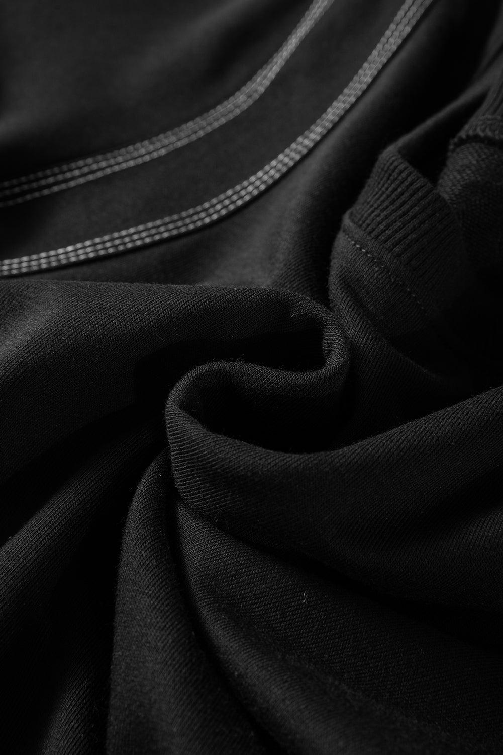 Contrast Stitches Detail Half Sleeve Blouse - felvior