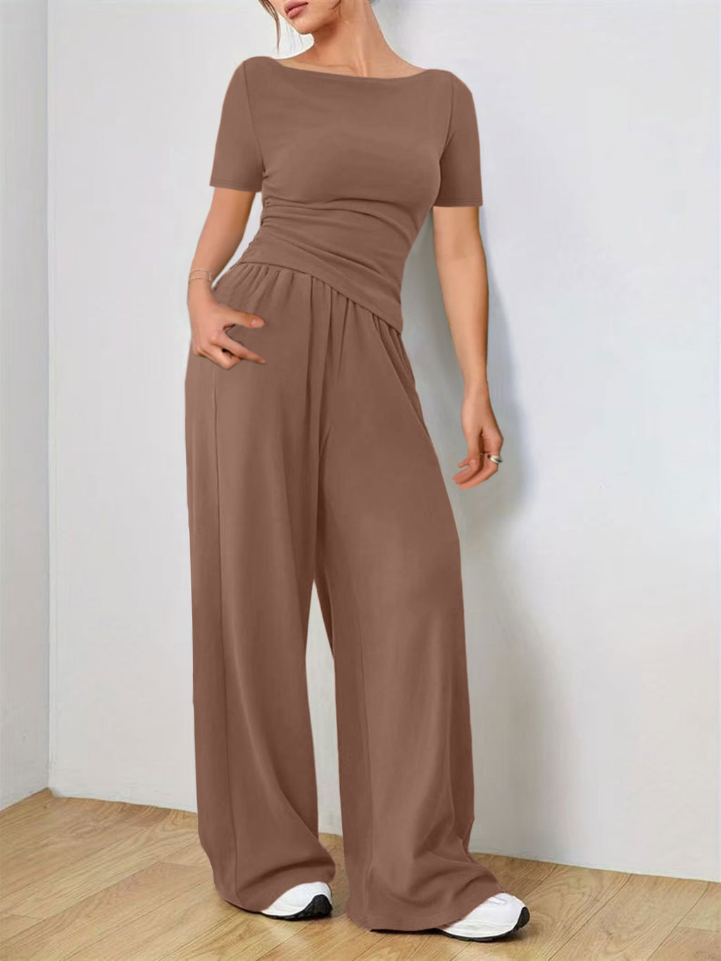 Round Neck Short Sleeve T-Shirt and Pants Set