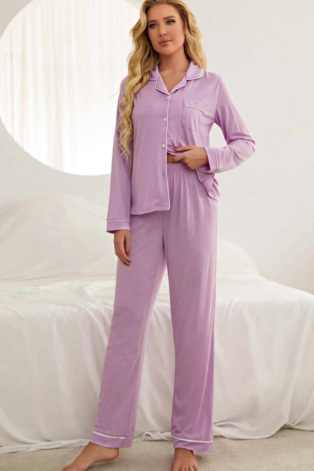 Contrast Piping Button Down Top and Pants Loungewear Set Image principale du produit
