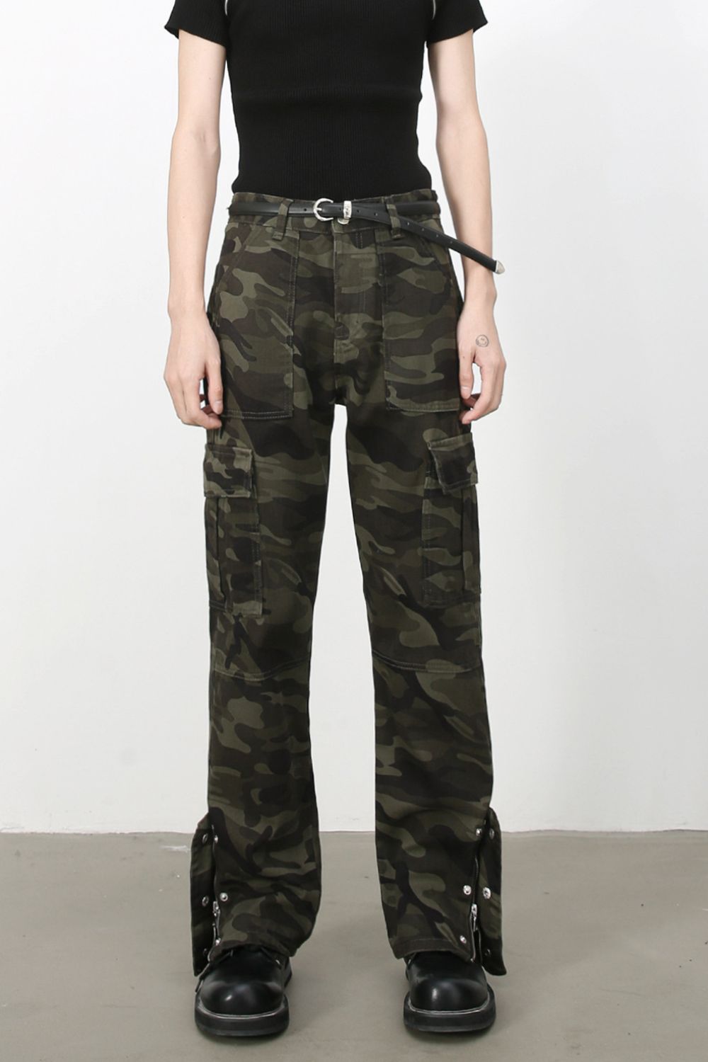Men's Camouflage Jeans with Cargo Pockets Hauptbild