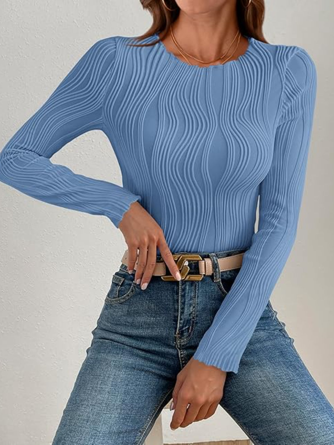 Textured Round Neck Long Sleeve Top - felvior