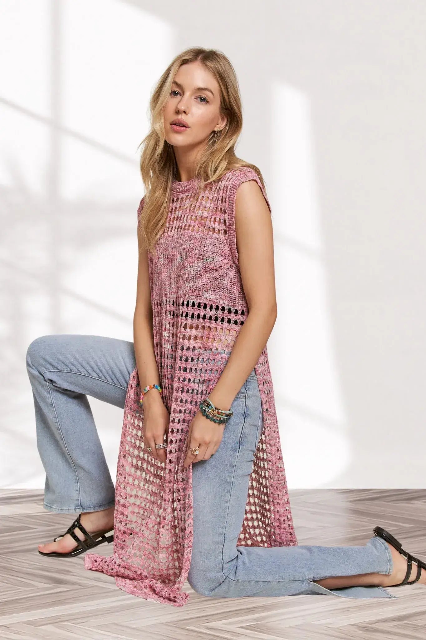 ADORA Multi Color Crochet Tunic Top Hauptbild