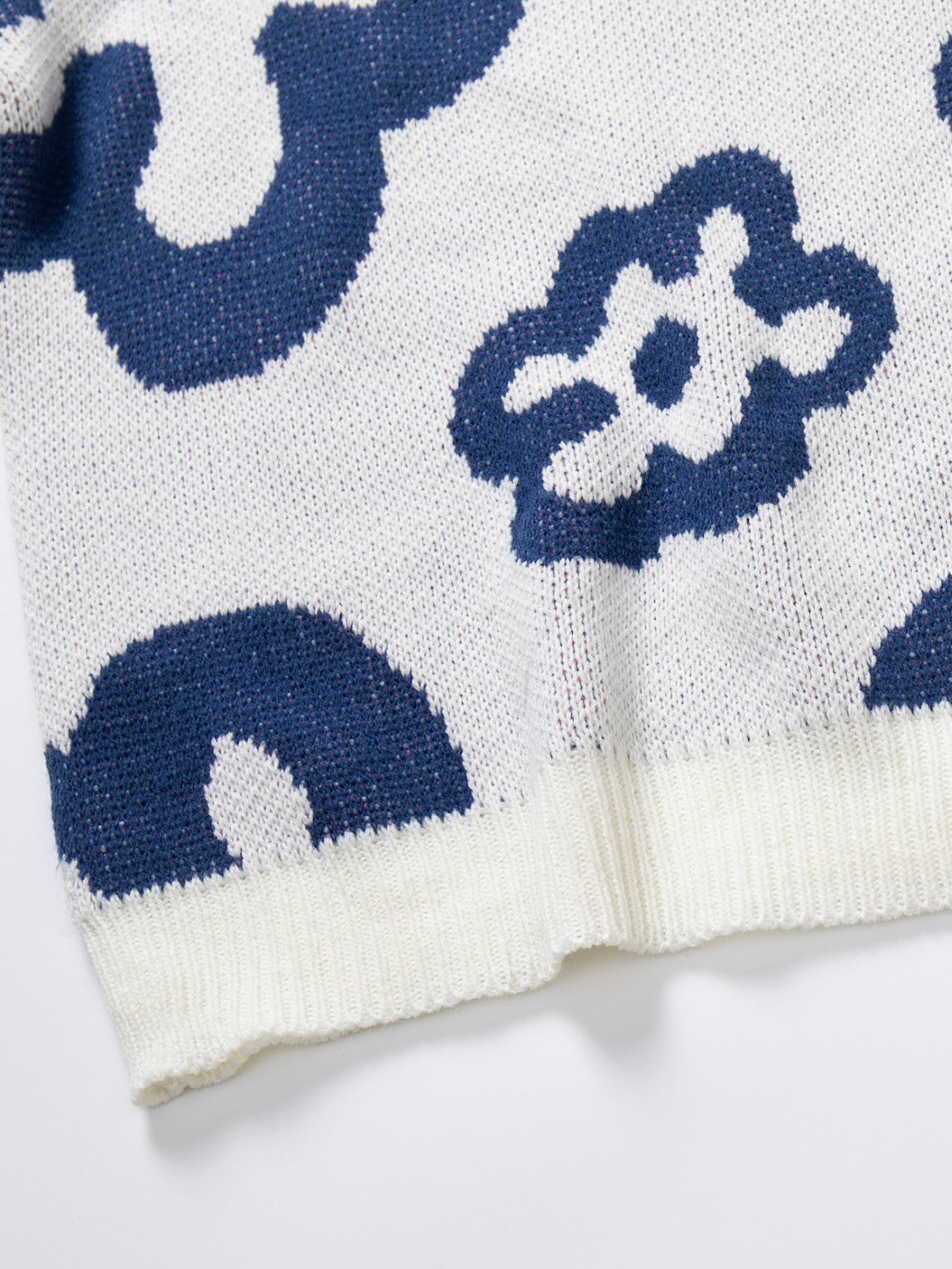 Flower Pattern Round Neck Long Sleeve Sweater - felvior