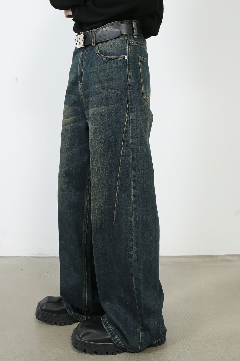 Men's Loose Fit Jeans