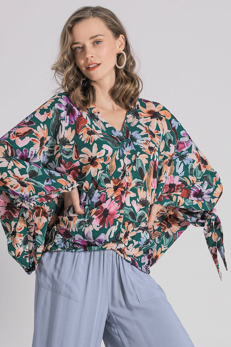 Umgee Full Size Floral V-Neck Tie Sleeve Blouse Plus Size Image principale du produit