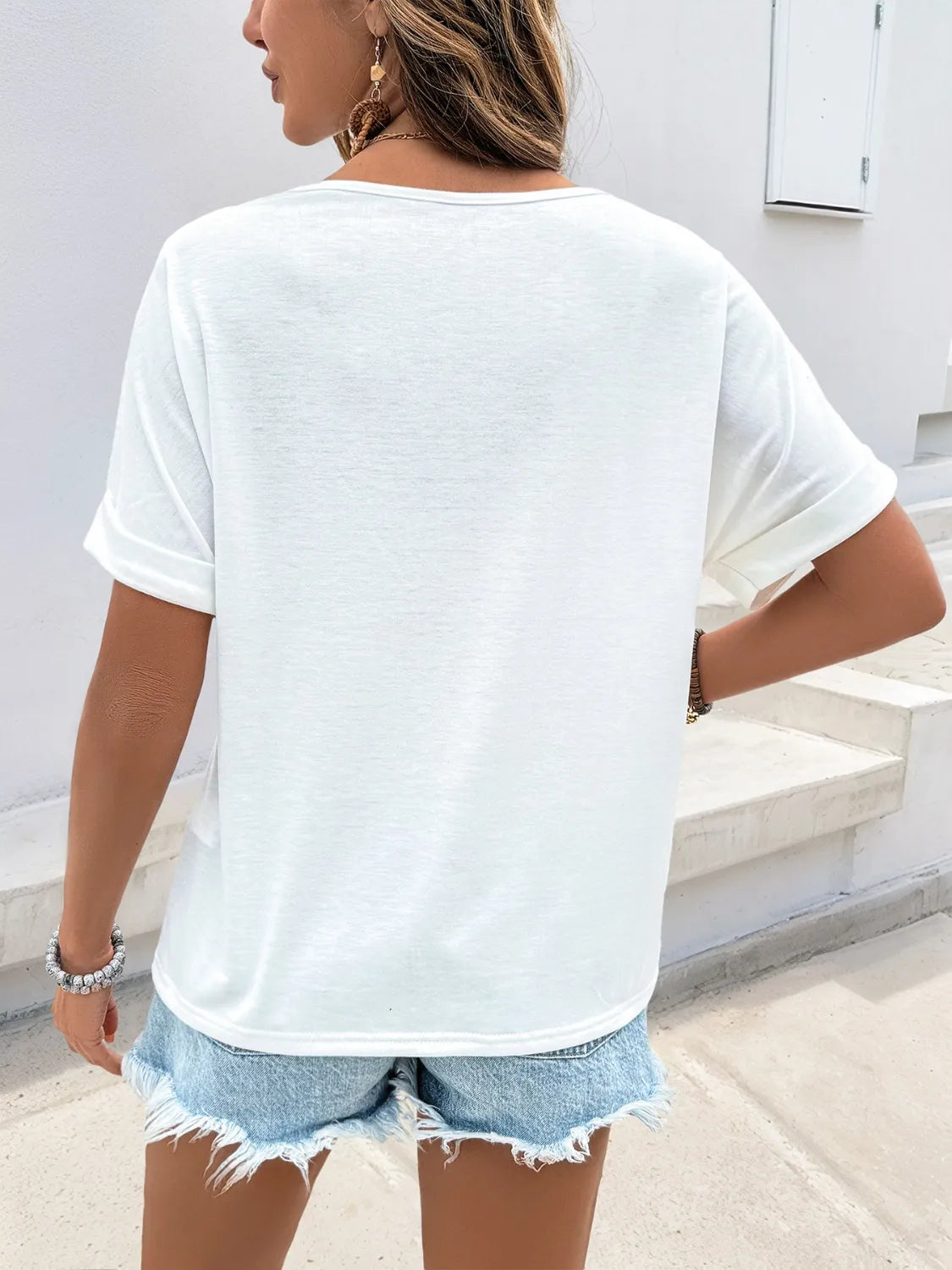 Contrast V-Neck Short Sleeve Top