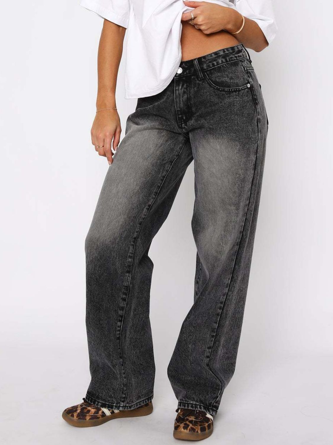 Wide Leg Jeans with Pockets - felvior