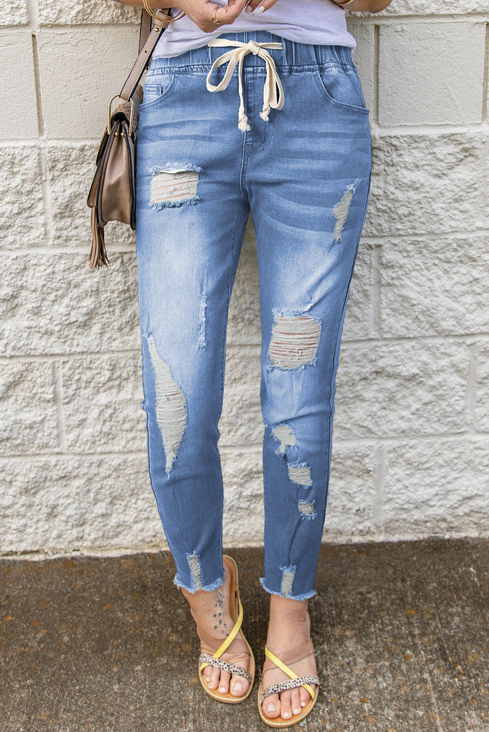 Drawstring Distressed Raw Hem Jeans with Pockets Hauptbild