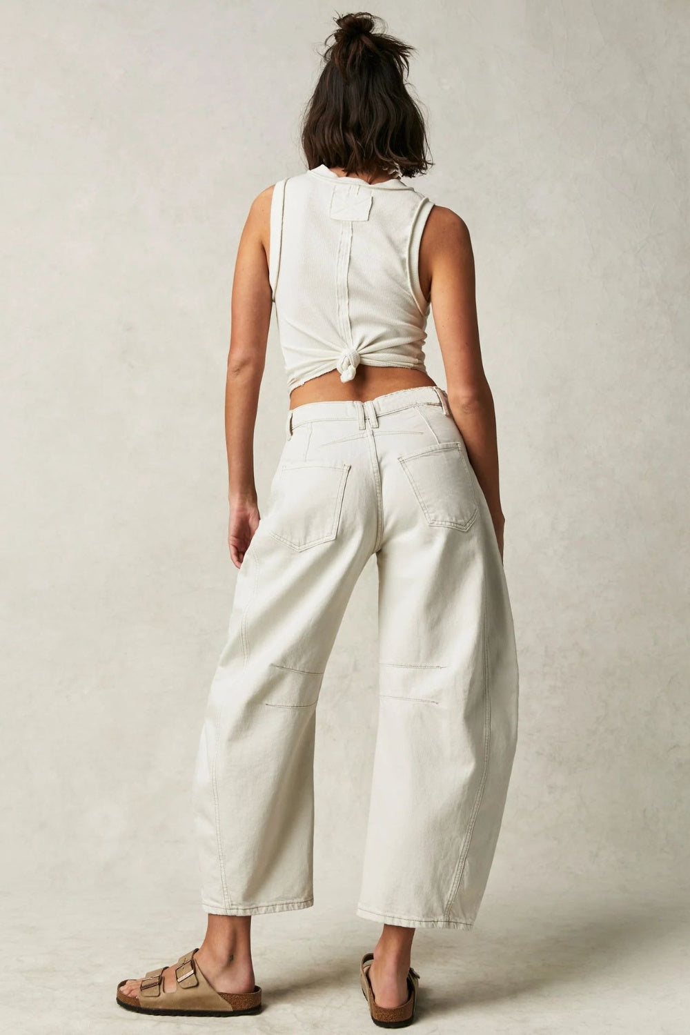 Wide Leg Jeans with Pockets - felvior