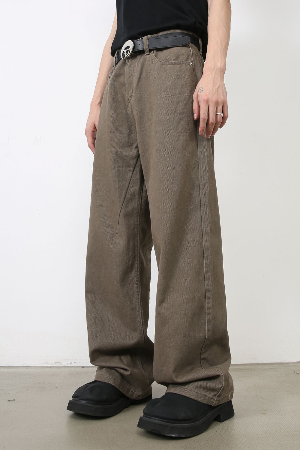 Men's Baggy Jeans with Pockets