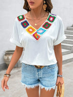 Contrast V-Neck Short Sleeve Top