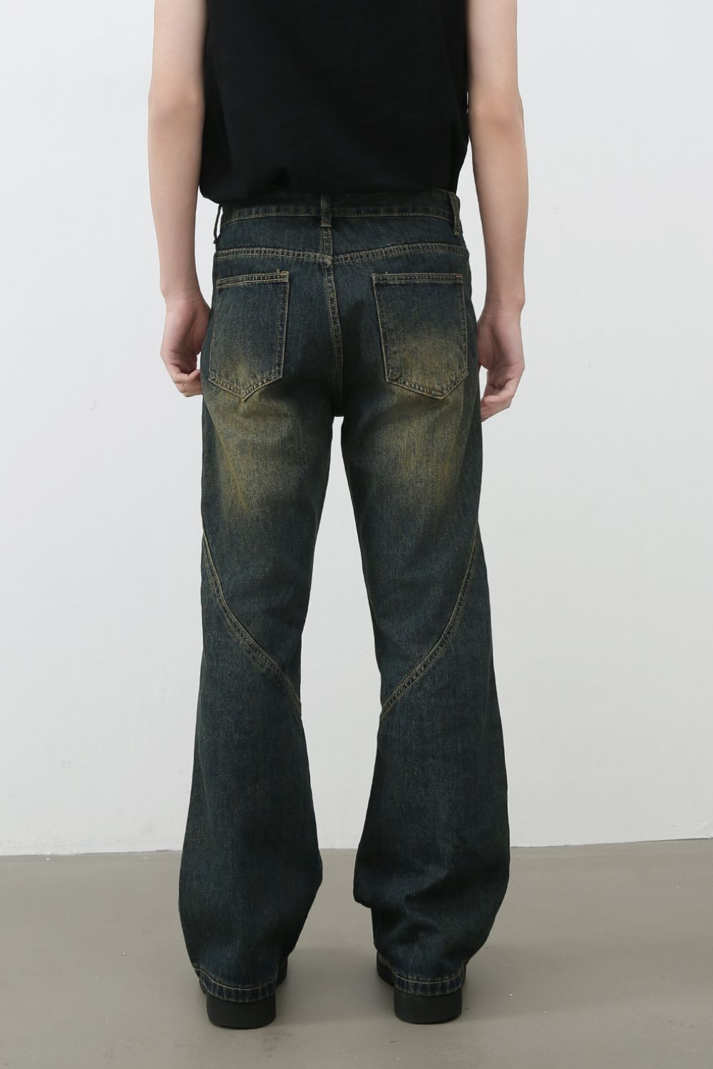 Men's Mid Rise Bootcut Jeans Zweitbild