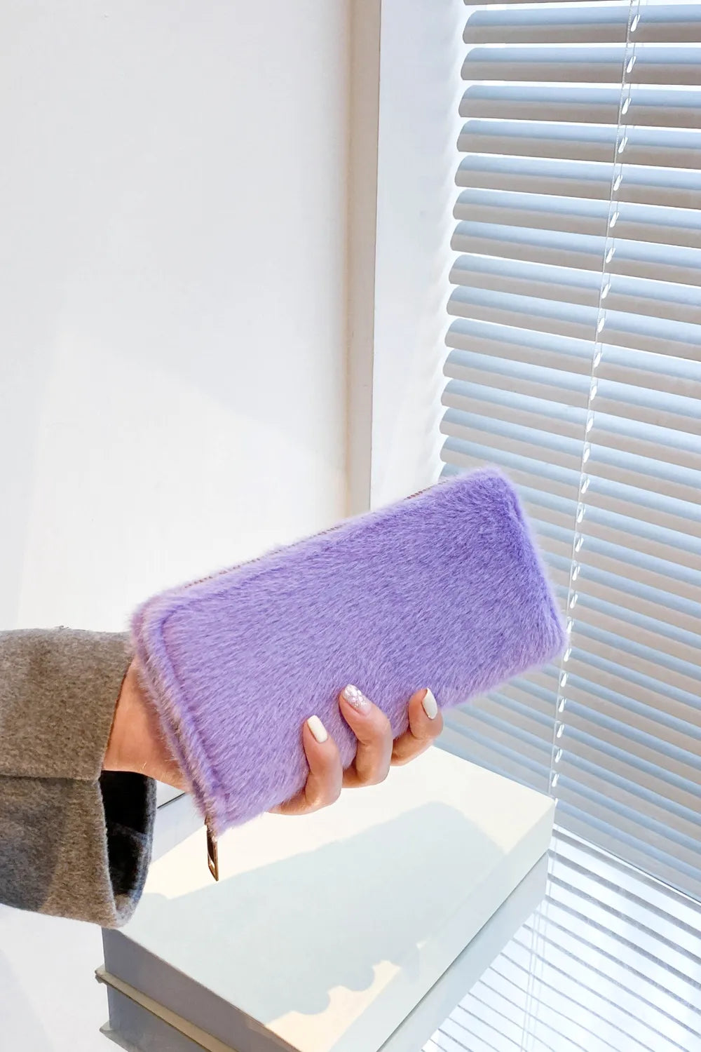 Solid Color Fluff Rectangle Wallet Secondary image