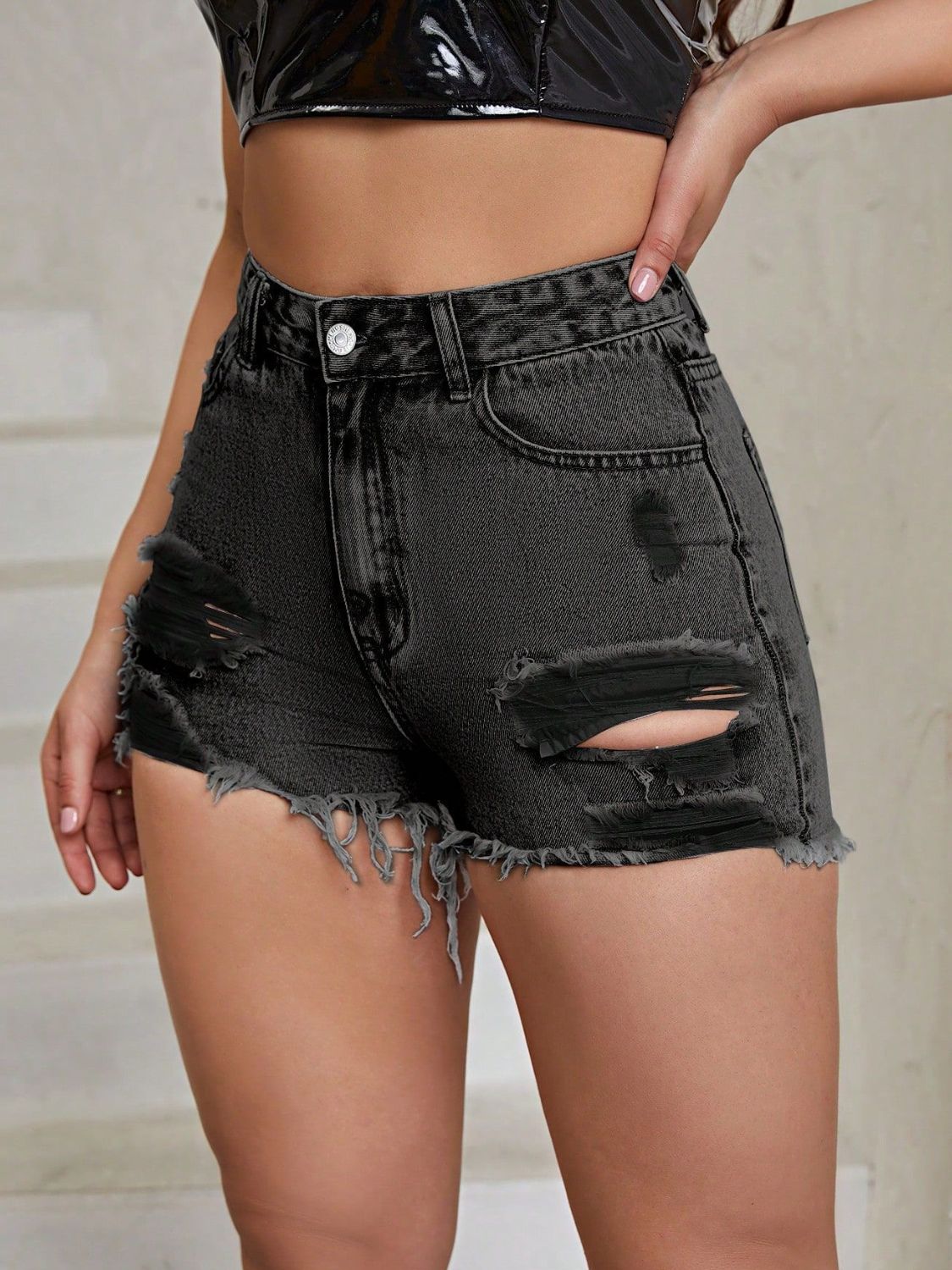 Distressed Raw Hem High Rise Denim Shorts - felvior