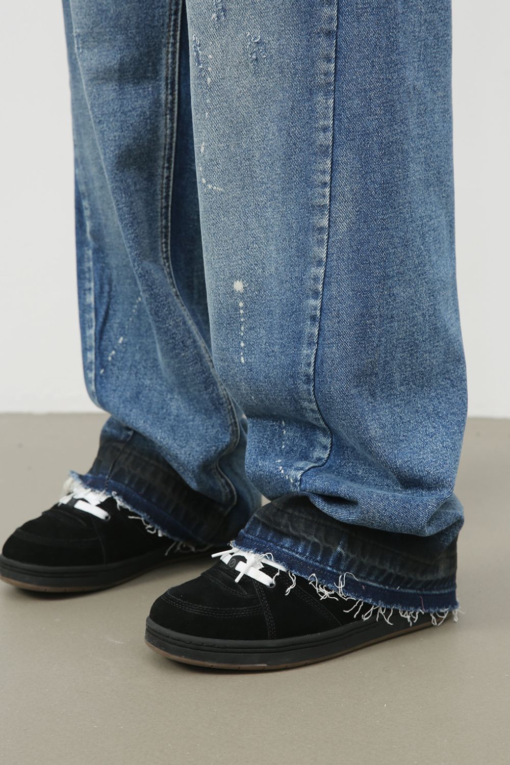 Men's Raw Hem Baggy Jeans