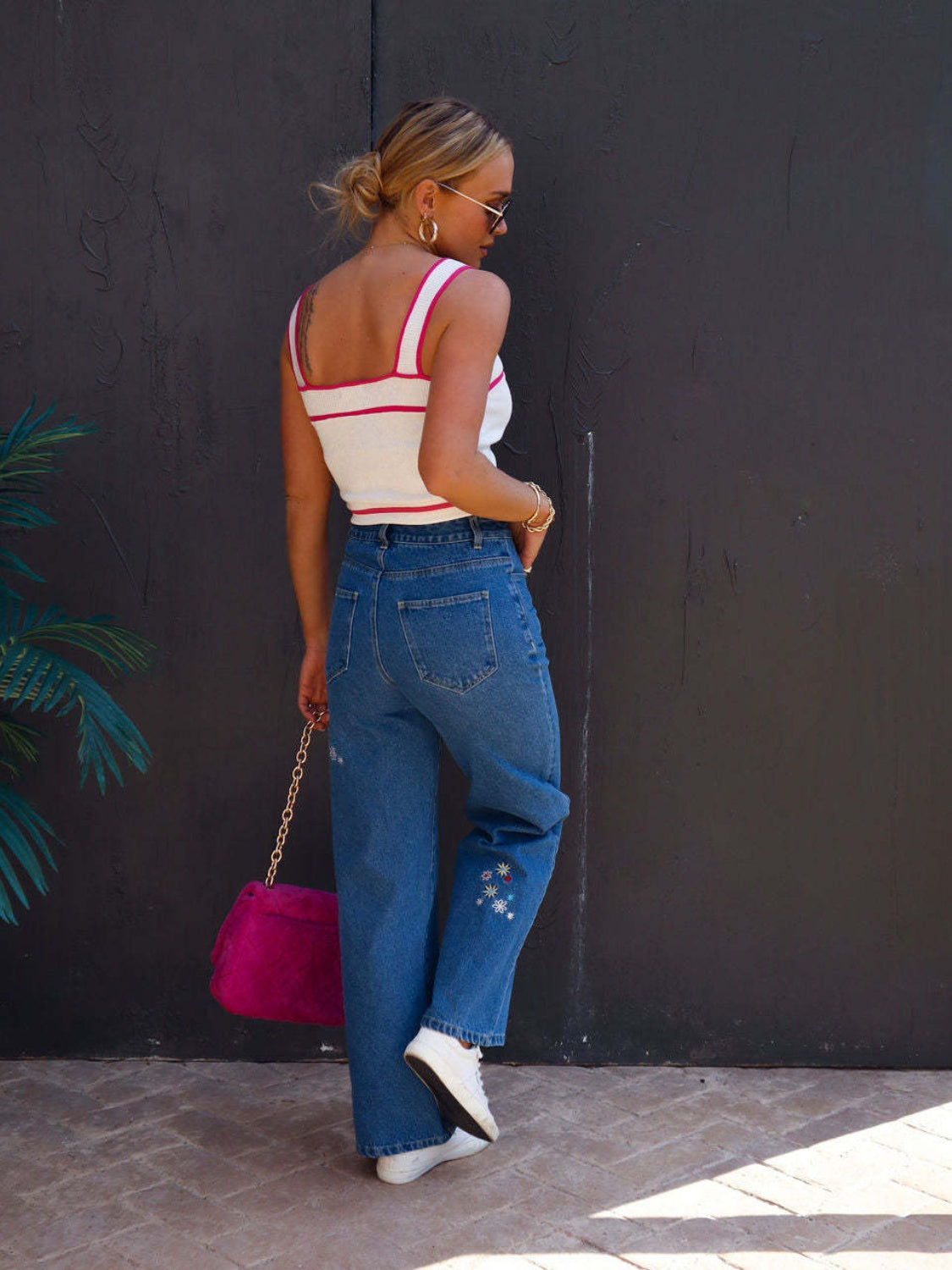 Embroidered Straight Jeans with Pockets - felvior