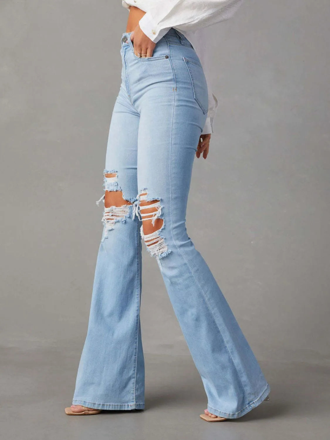 Distressed Jeans with Pockets - felvior