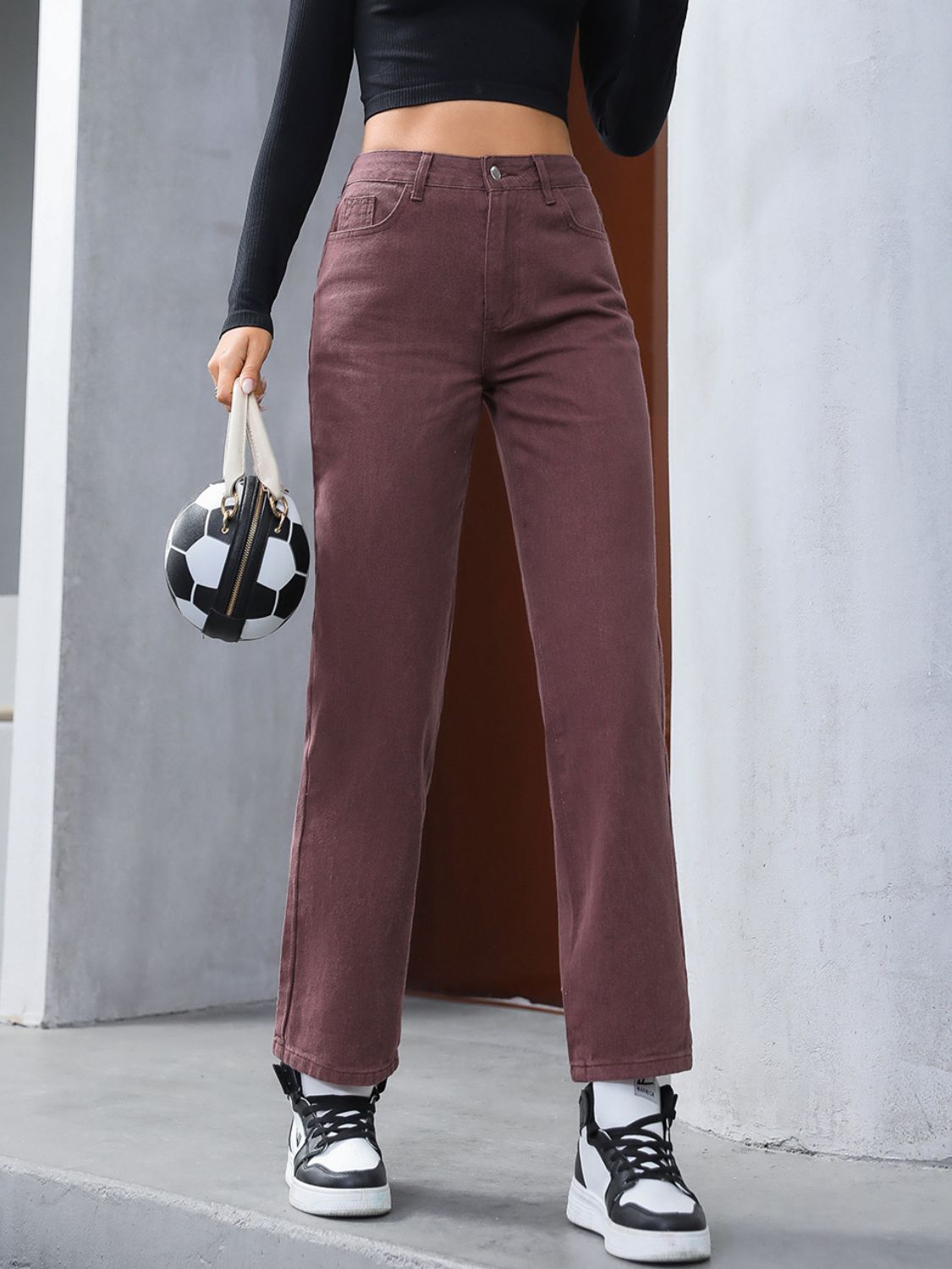Straight Leg Jeans with Pockets - felvior