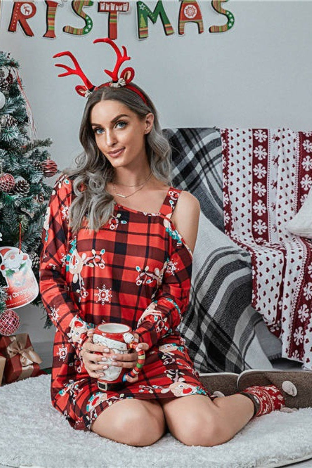 Christmas Asymmetrical Neck Long Sleeve Dress - felvior