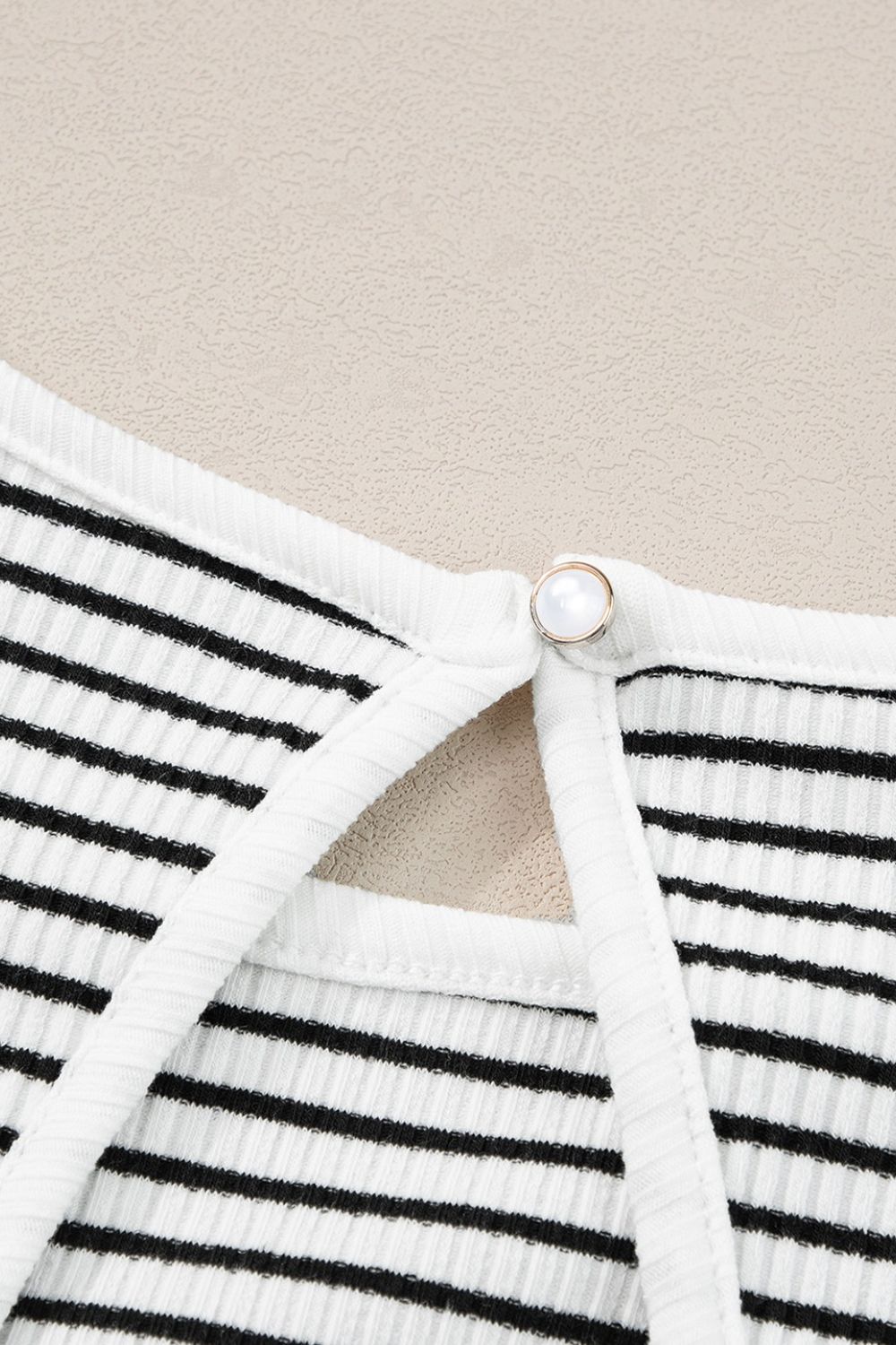 Striped Ribbed Round Neck Tank - felvior