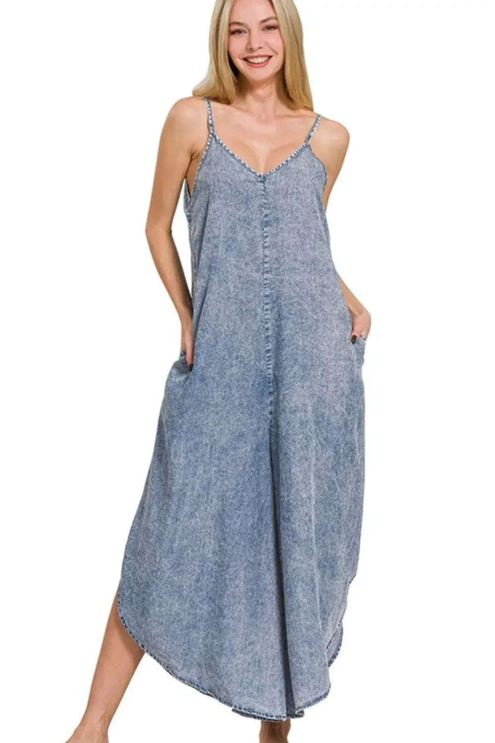Zenana Lyocell Acid-Washed Jumpsuit Image principale du produit