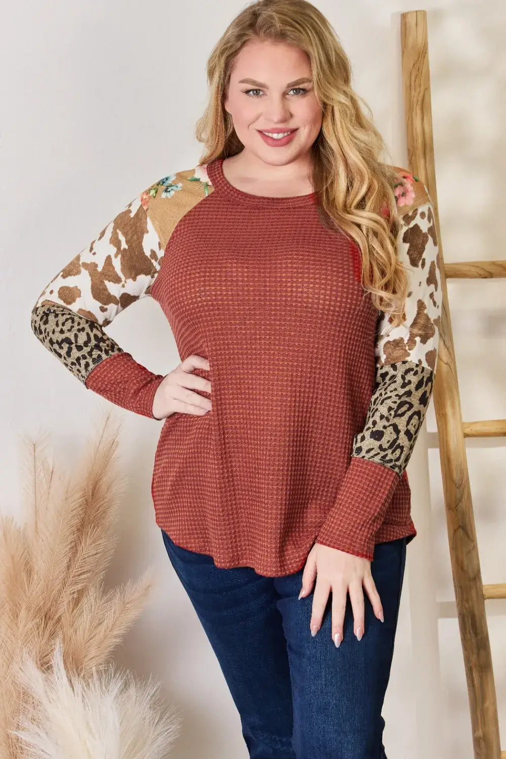 Hailey & Co Full Size Leopard Waffle-Knit Blouse Hauptbild