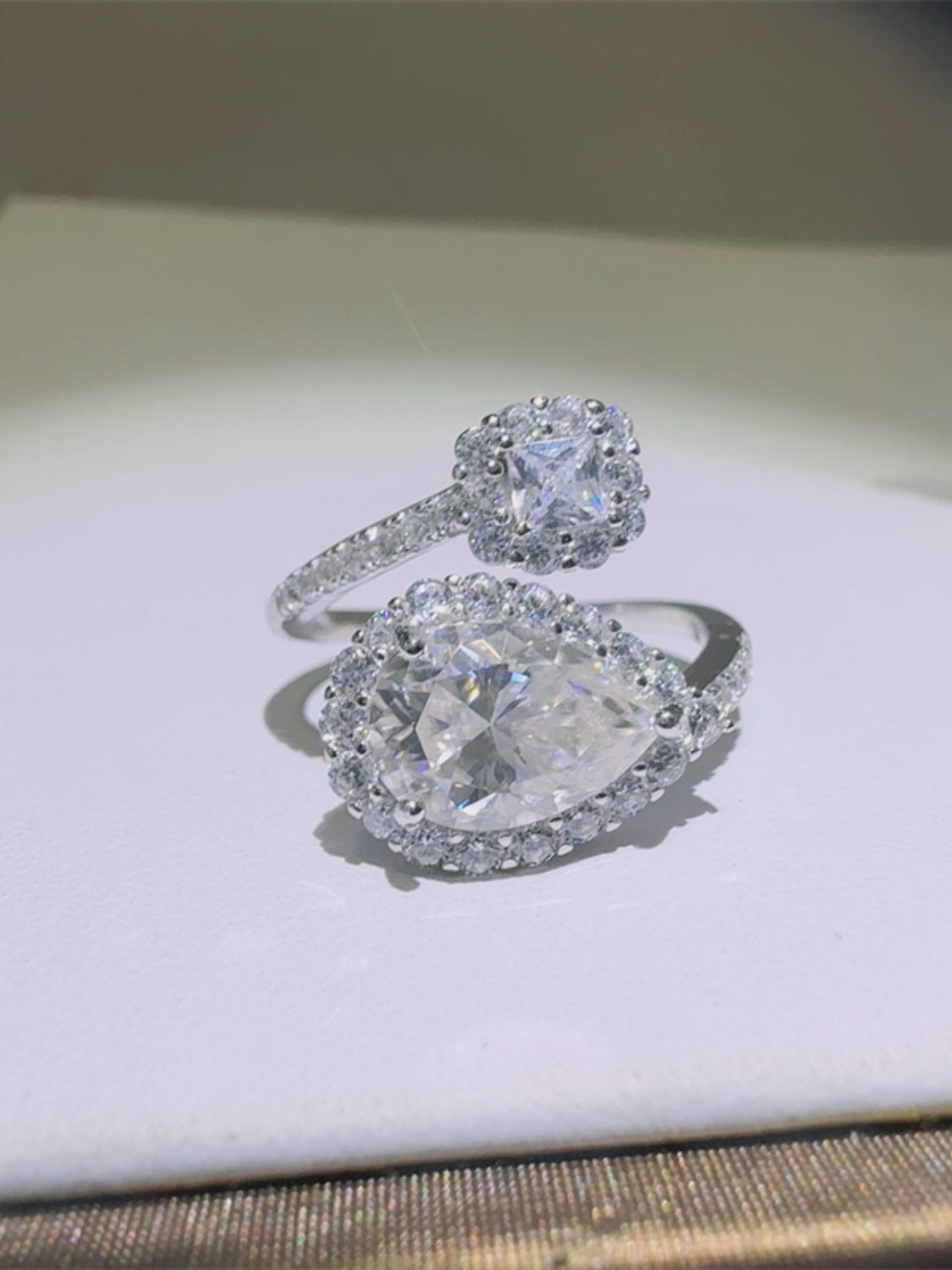 2 Carat Moissanite 925 Sterling Silver Bypass Ring - felvior