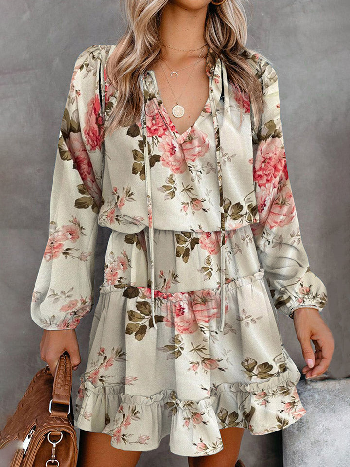 Printed Tie Neck Long Sleeve Dress Image principale du produit