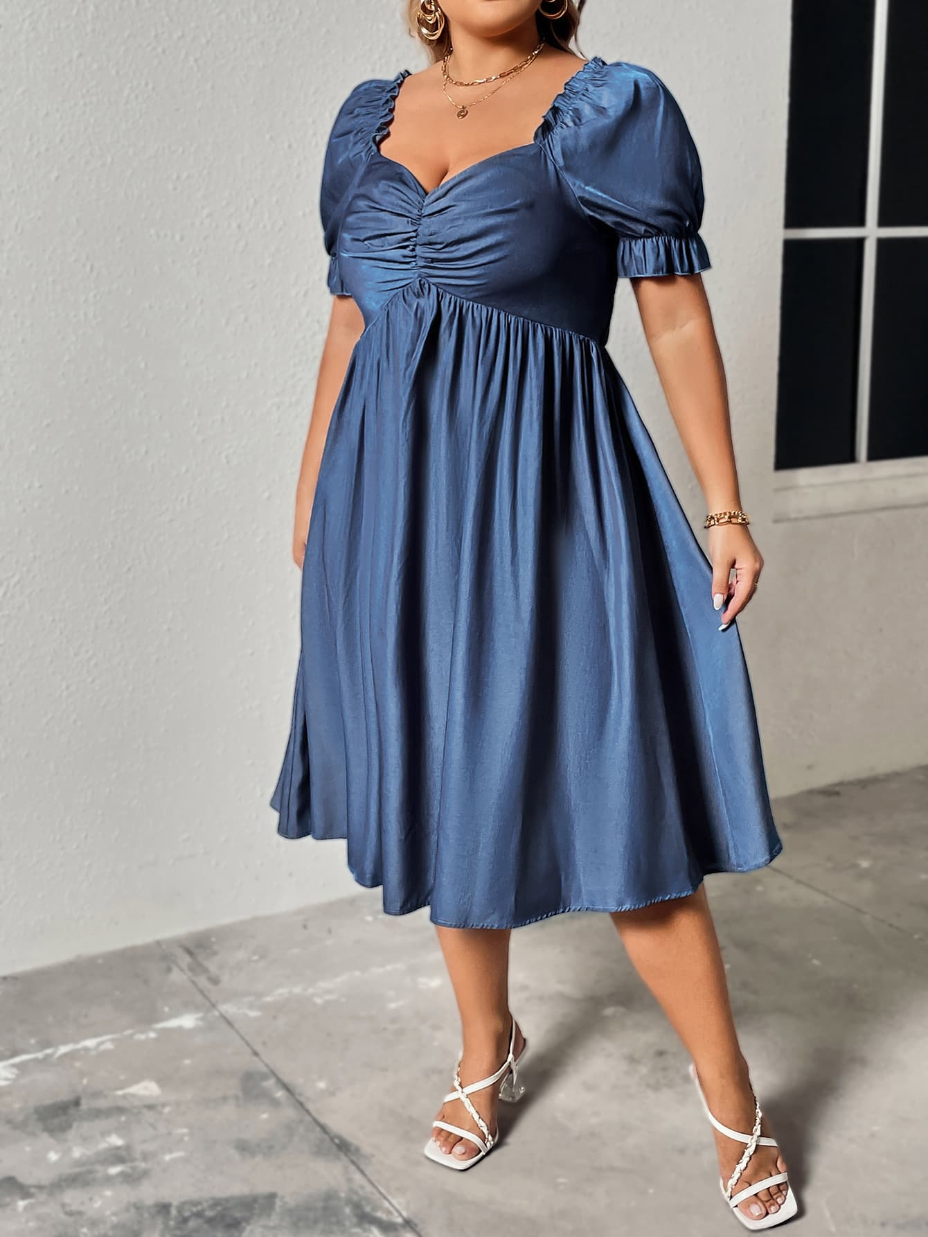 Honey Plus Size Ruched Sweetheart Neck Dress - felvior