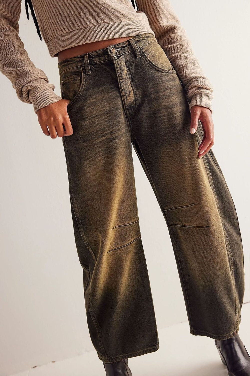 Wide Leg Jeans with Pockets - felvior