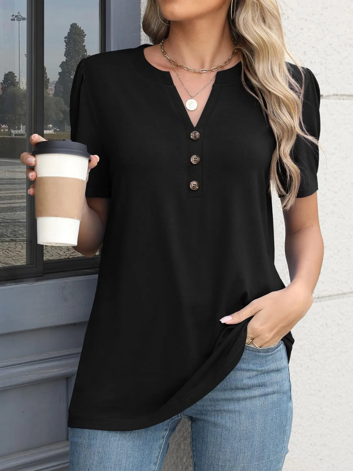 Notched Short Sleeve T-Shirt - felvior
