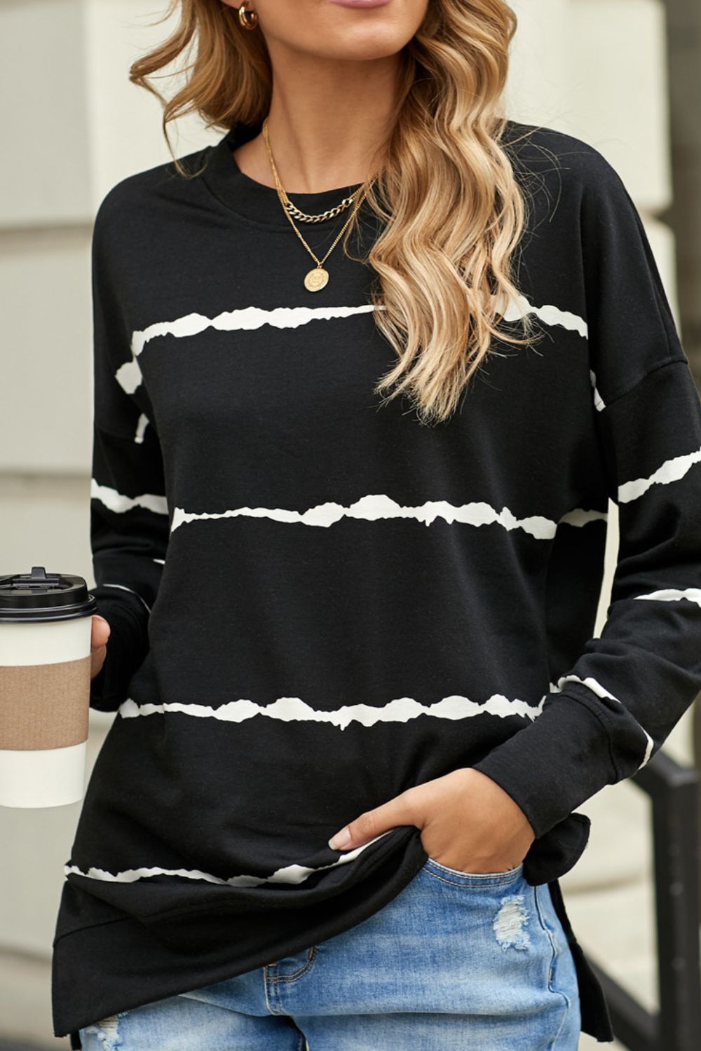 Slit Contrast Striped Round Neck Long Sleeve T-Shirt Image principale du produit
