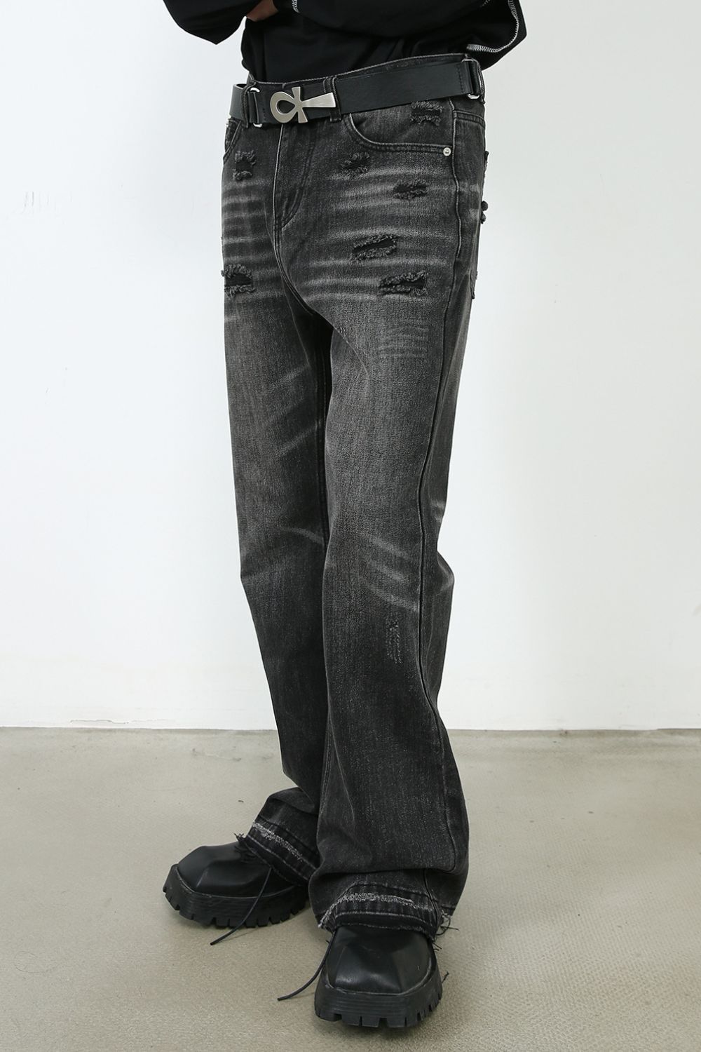 Men's Frayed Hem Bootcut Jeans - felvior