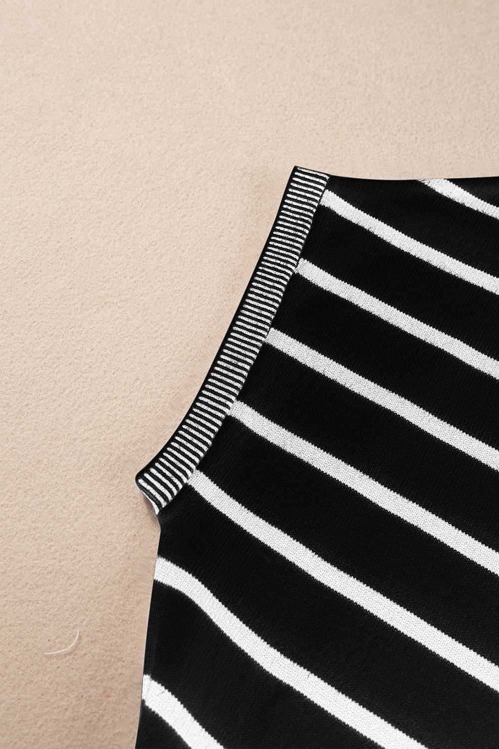 Striped Short Sleeve Knit Top - felvior