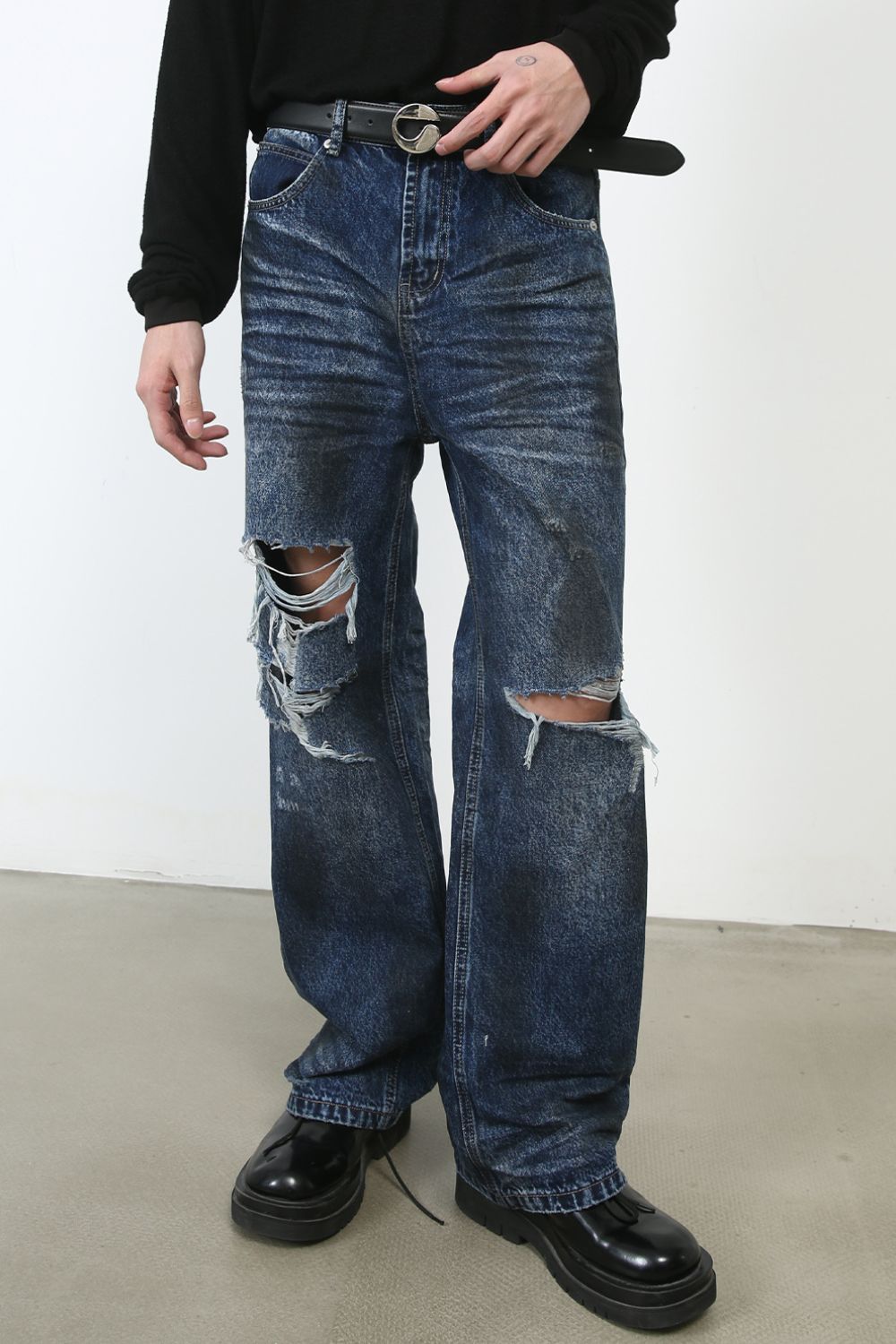 Men's Distressed Jeans with Pockets Zweitbild