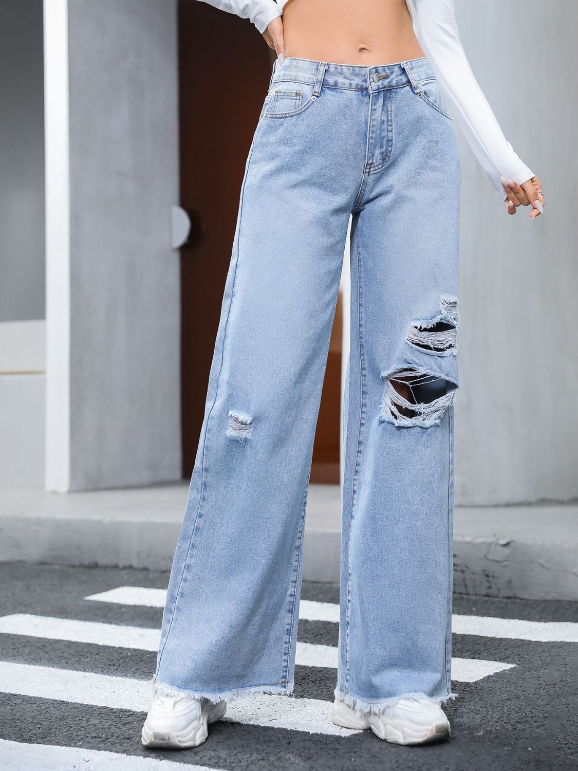 Distressed Raw Hem Wide Leg Jeans Hauptbild