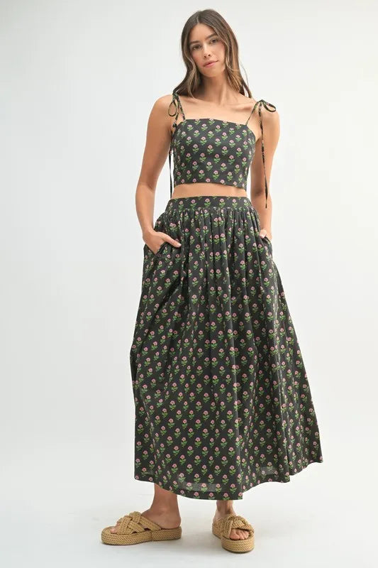 MABLE Floral Crop Top and Skirt Set - felvior