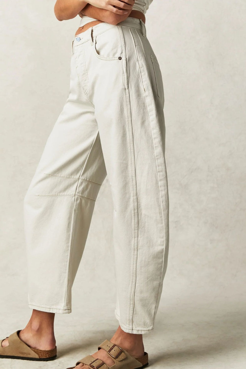 Wide Leg Jeans with Pockets - felvior