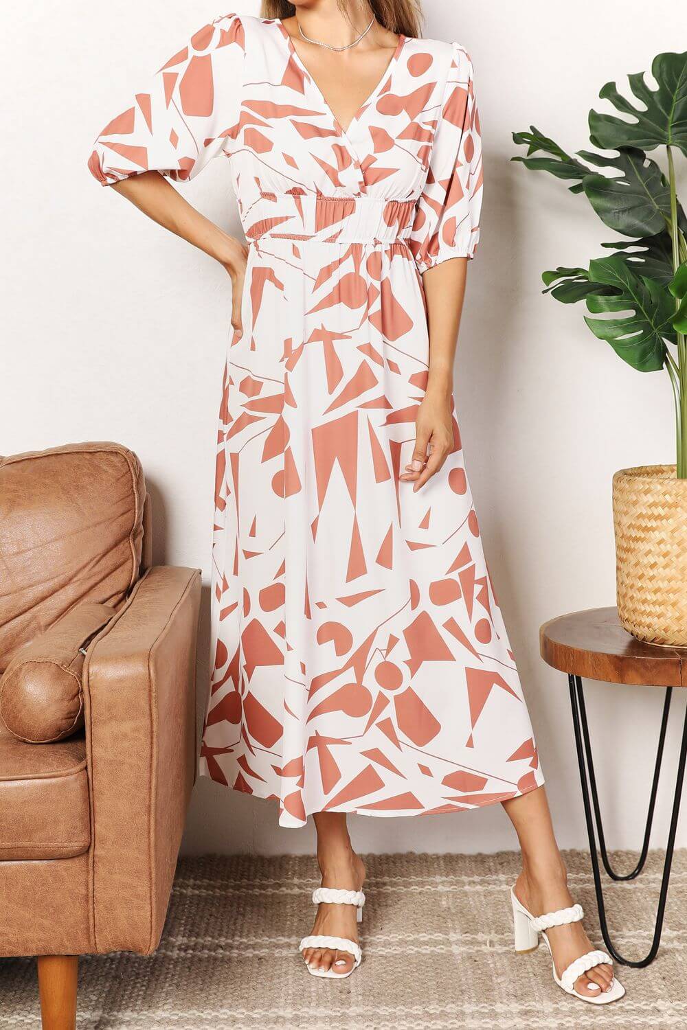 Printed Surplice Balloon Sleeve Dress Hauptbild