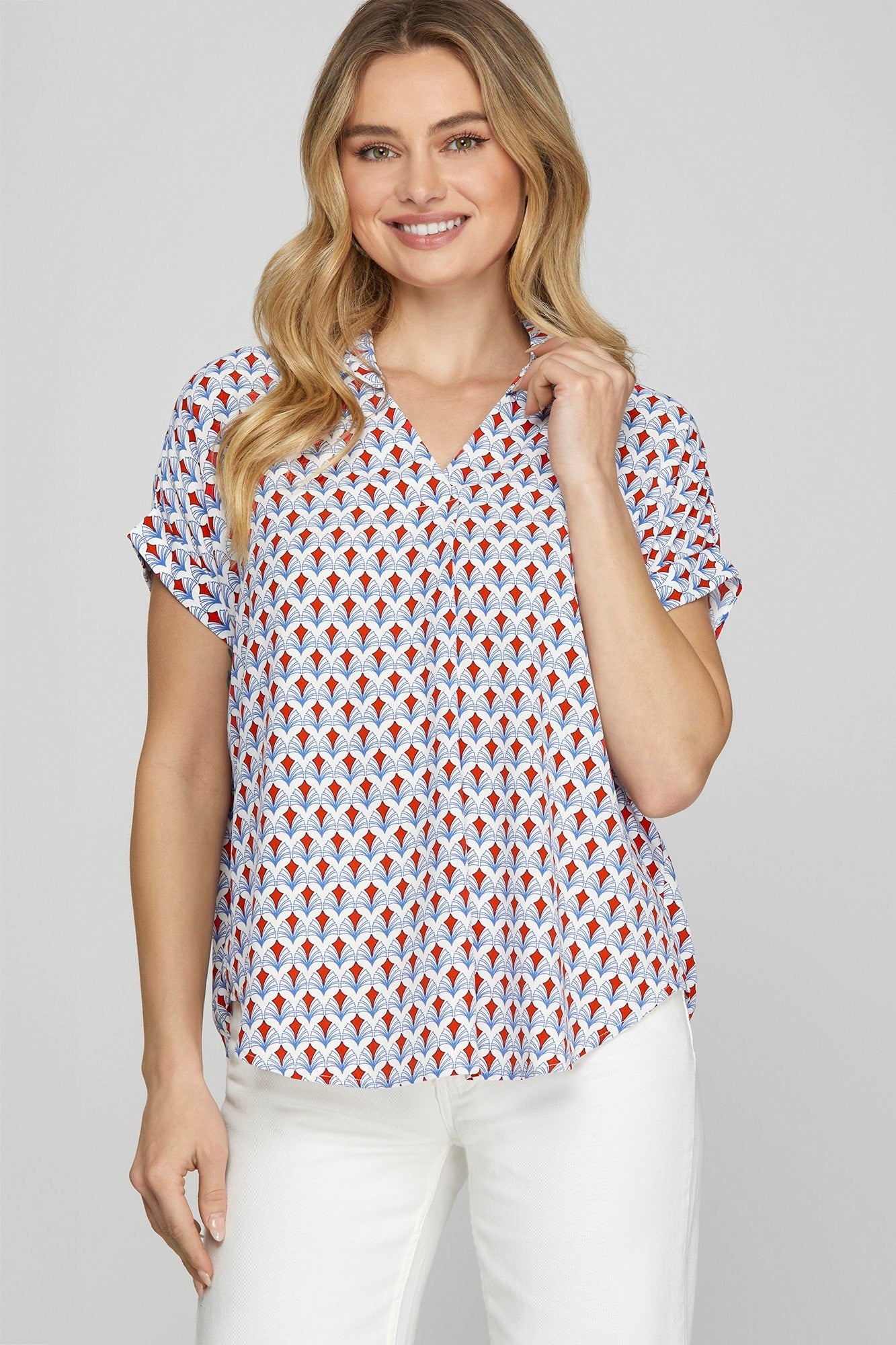 She + Sky Full Size Printed Johnny Collar Short Sleeve Blouse Plus Size Image principale du produit
