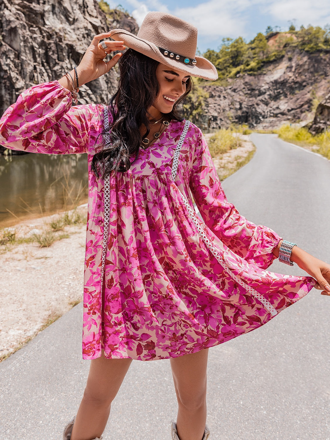 Long Sleeve V-Neck Mini Dress - felvior
