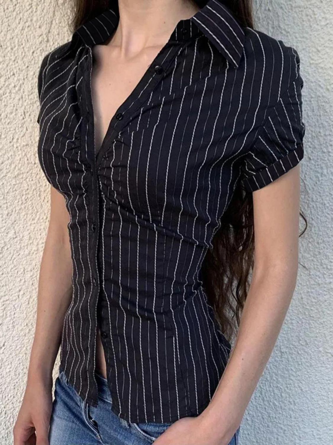 Chemise boutonnée à rayures et manches courtes Devine Image secondaire du produit