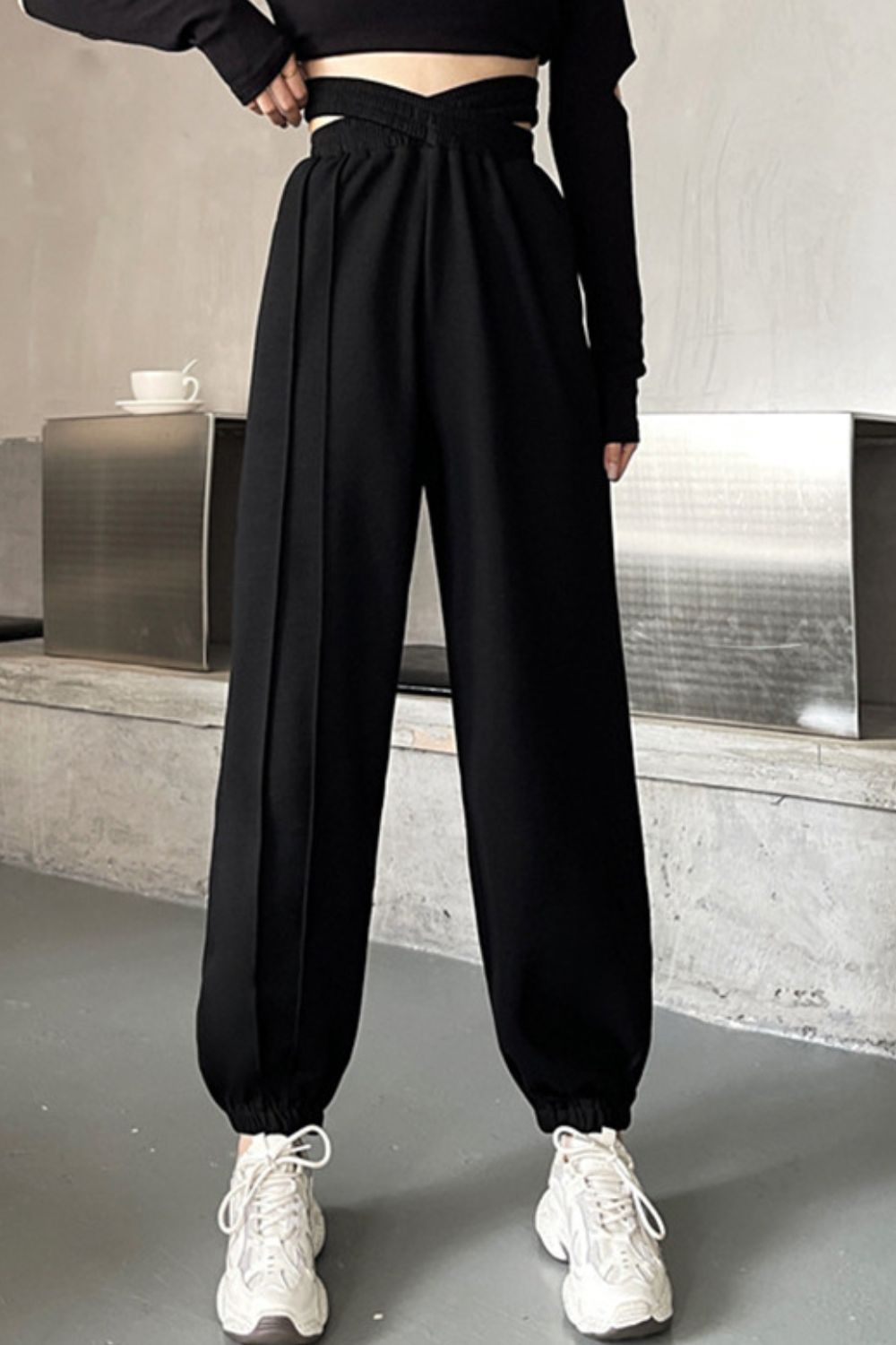 Crisscross Long Sweatpants - felvior