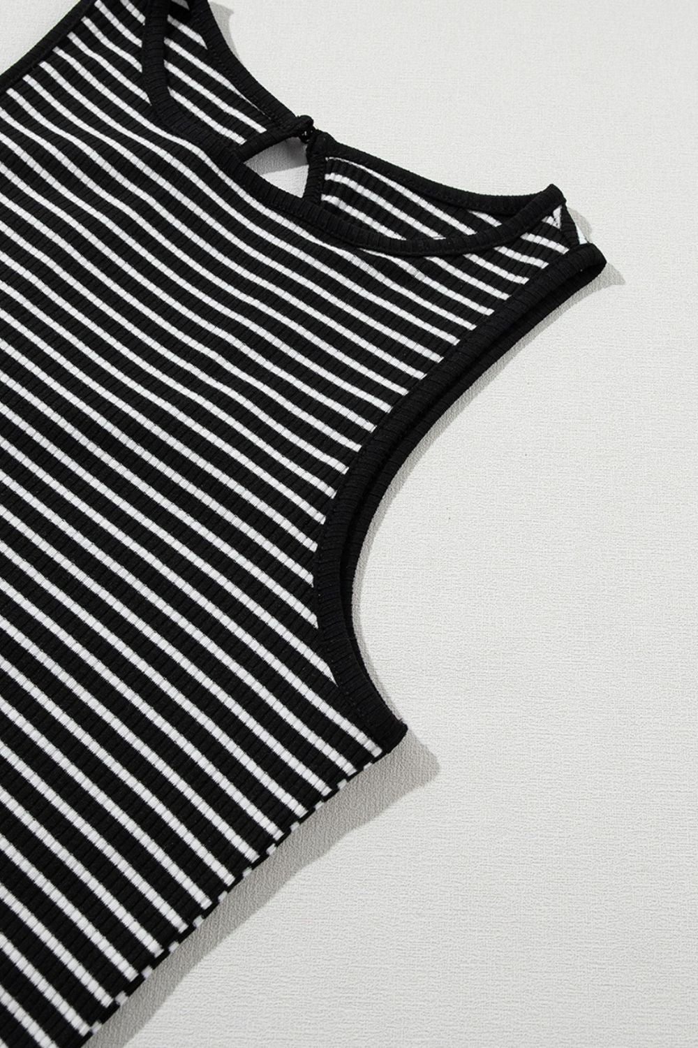 Striped Ribbed Round Neck Tank - felvior