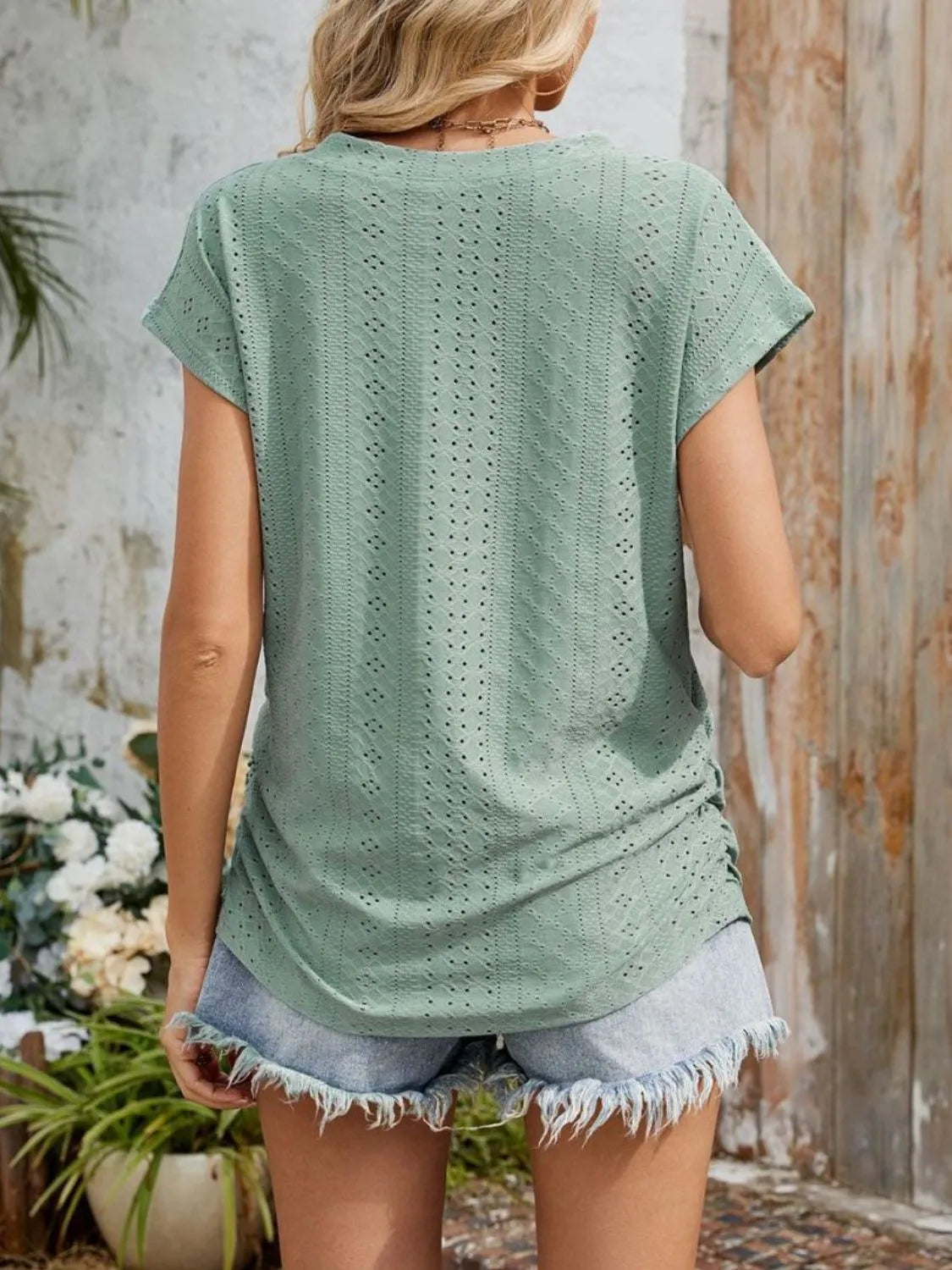Eyelet V-Neck Short Sleeve Top - felvior