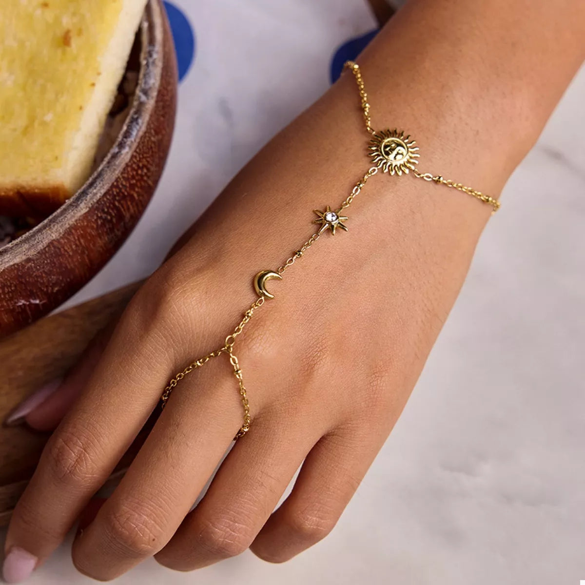 18K Gold-Plated Chain Sun Bracelet Secondary image