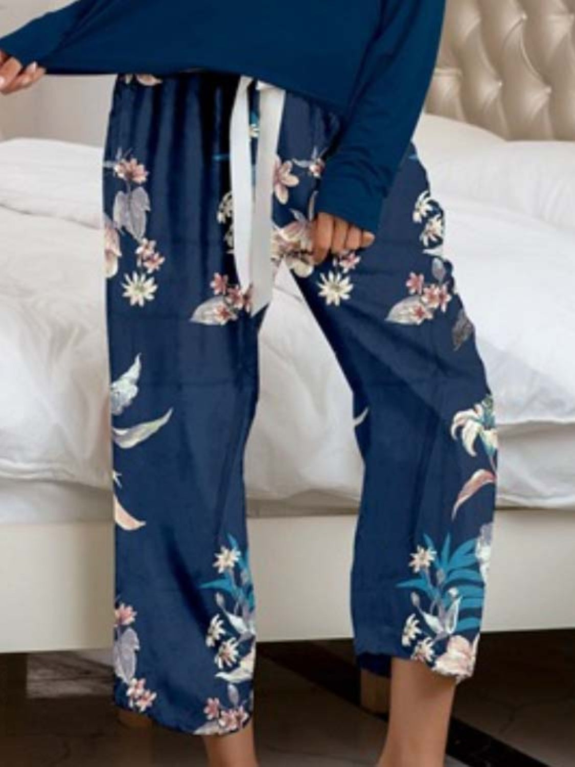 Round Neck Top and Printed Pants Lounge Set - felvior