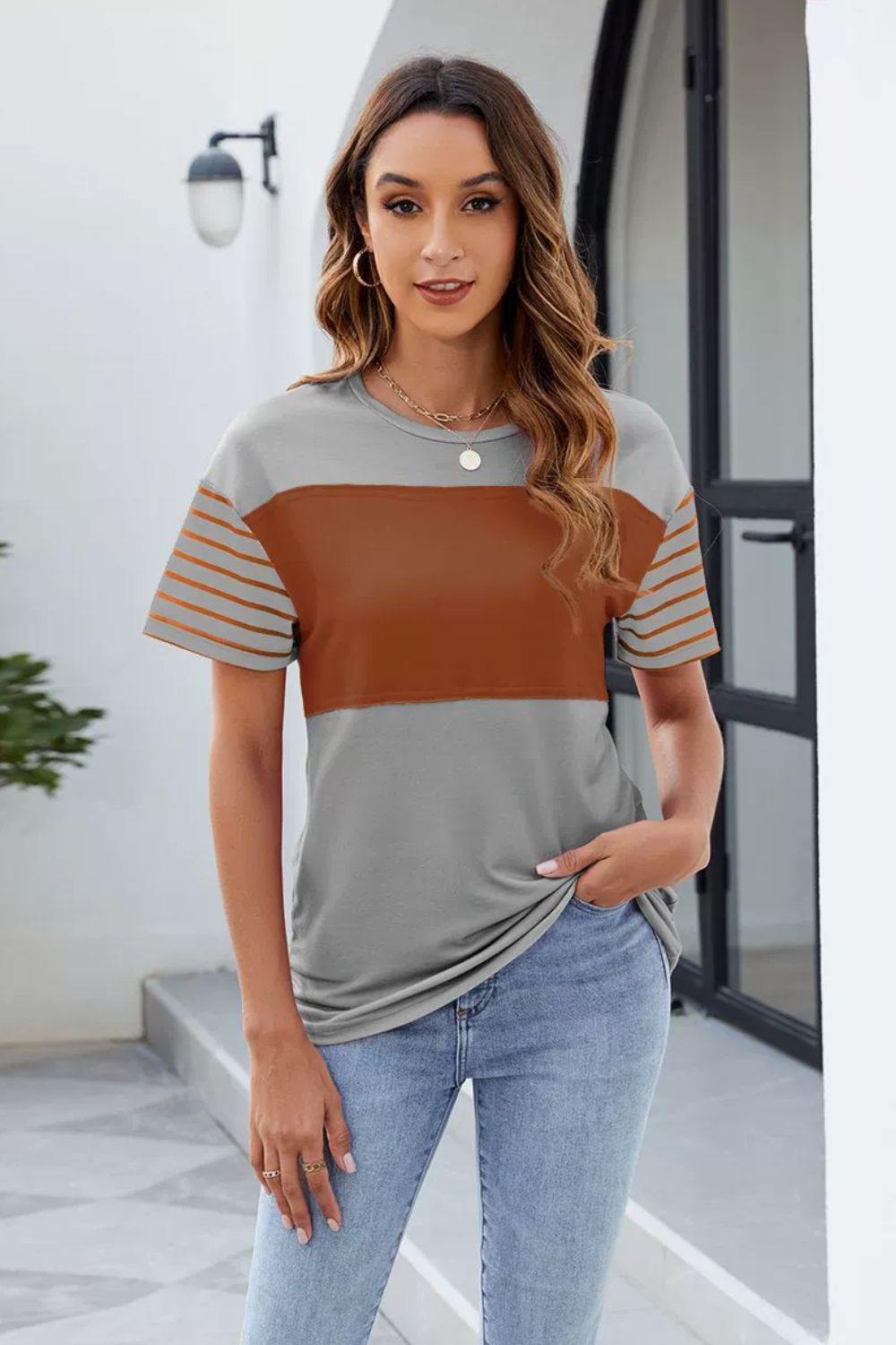 Color Block Round Neck Short Sleeve T-Shirt