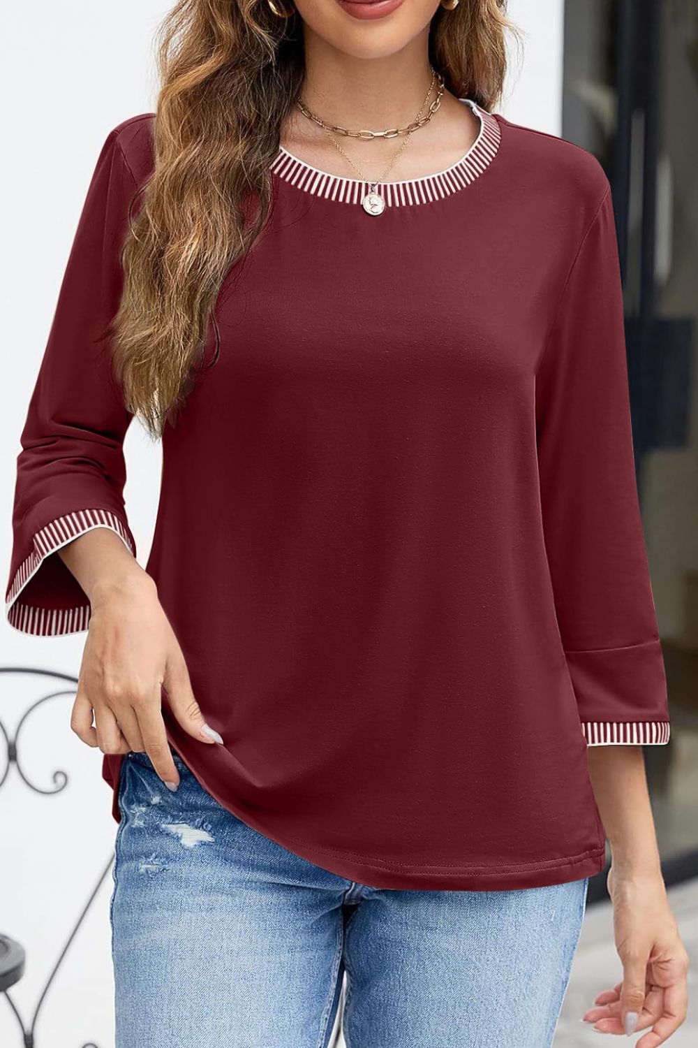 Contrast Trim Round Neck Three-Quarter Sleeve T-Shirt - felvior