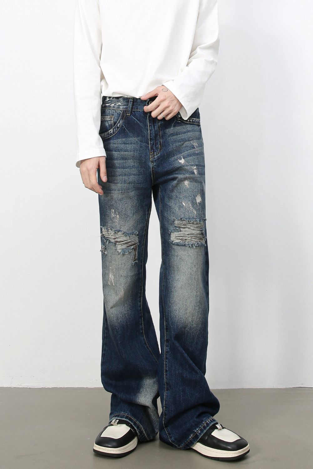 Men's Distressed Jeans